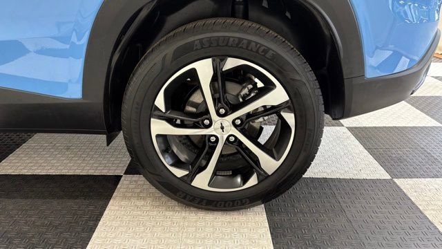 Used 2024 Chevrolet Trax RS w/ Sunroof Package FWD image 10