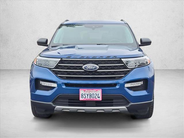 Used 2020 Ford Explorer XLT w/ Equipment Group 202A RWD image 2