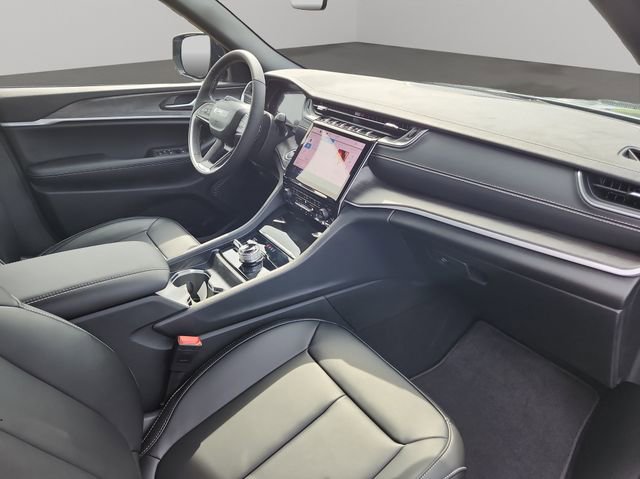 New 2025 Jeep Grand Cherokee Limited image 26