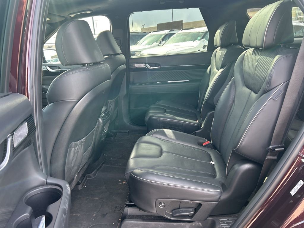 Used 2024 Hyundai Palisade Calligraphy image 24