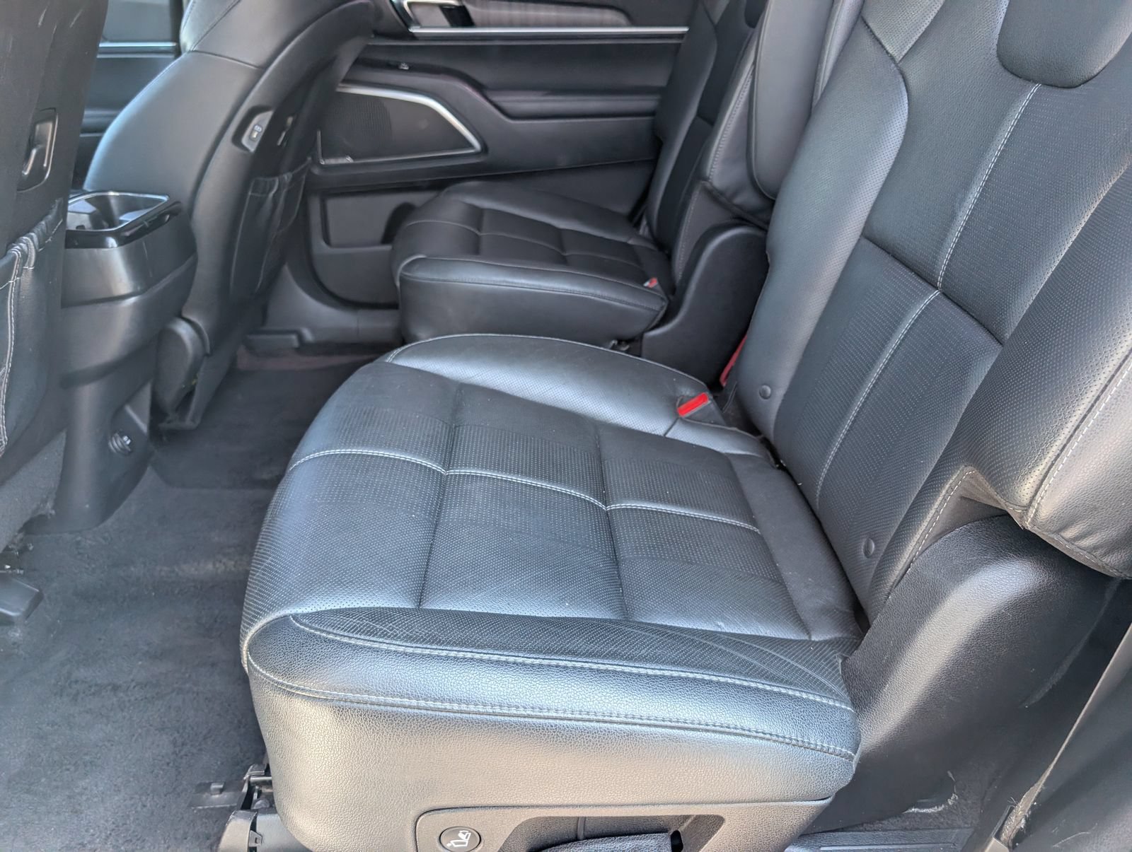 Used 2023 Kia Telluride SX AWD/4WD image 16