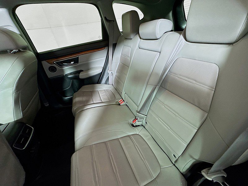 Used 2020 Honda CR-V Touring image 23