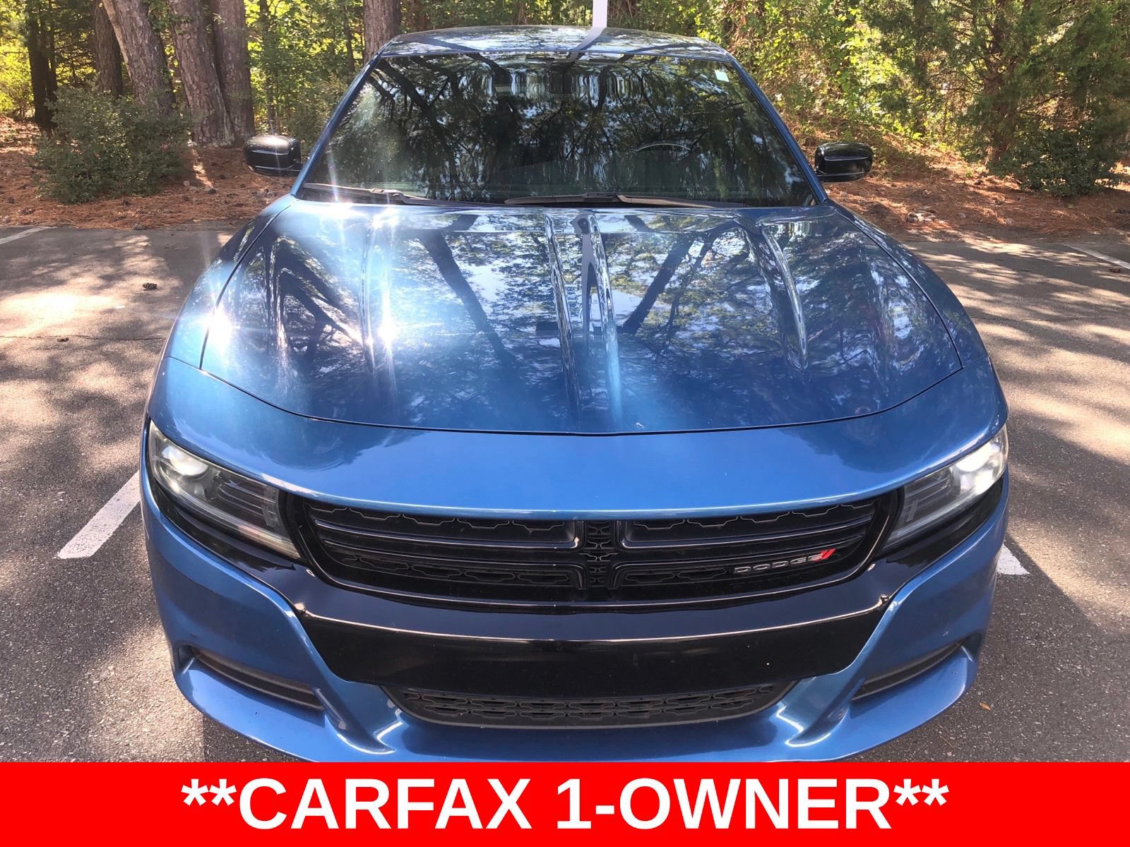 Used 2022 Dodge Charger SXT w/ Blacktop Package RWD image 1