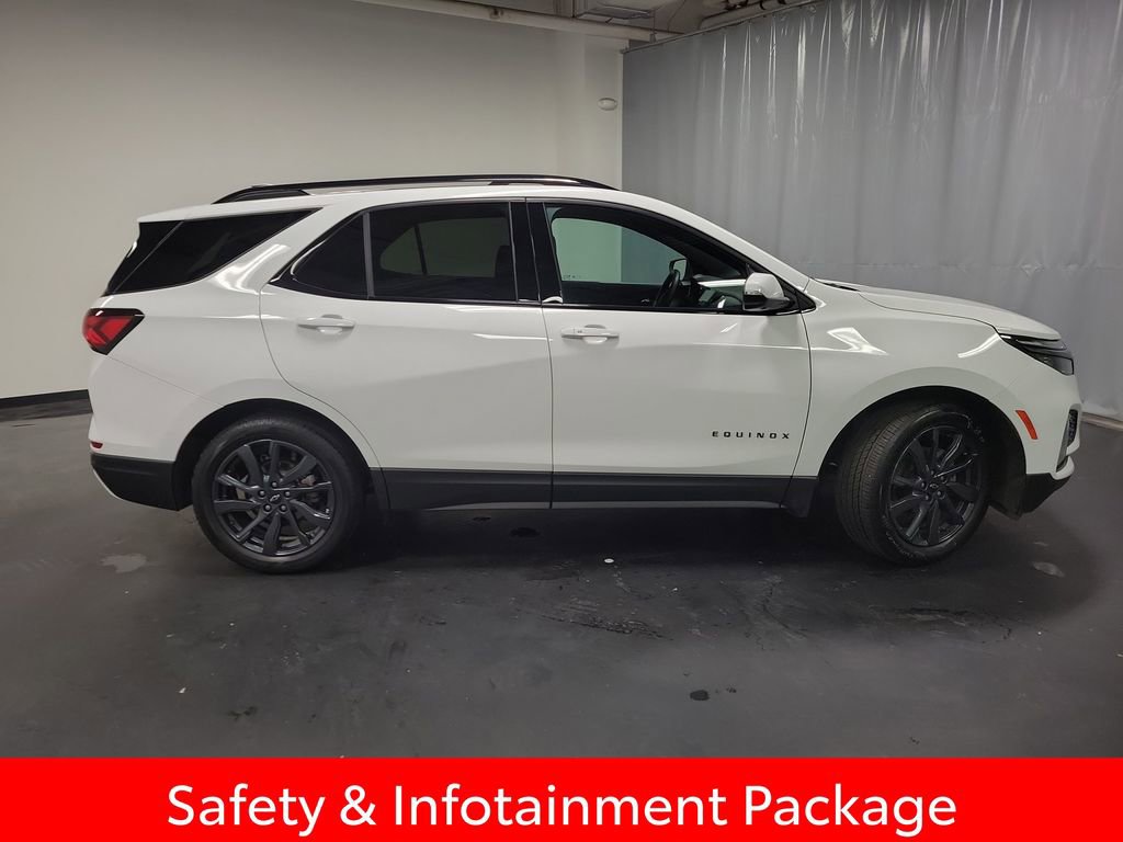 Used 2023 Chevrolet Equinox RS w/ RS Leather Package FWD image 9