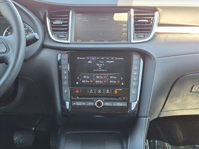 Used 2019 INFINITI QX50 Luxe w/ Navigation Package FWD image 15