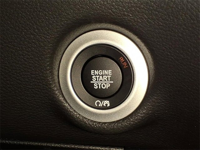 New 2026 Chrysler Pacifica Select image 20