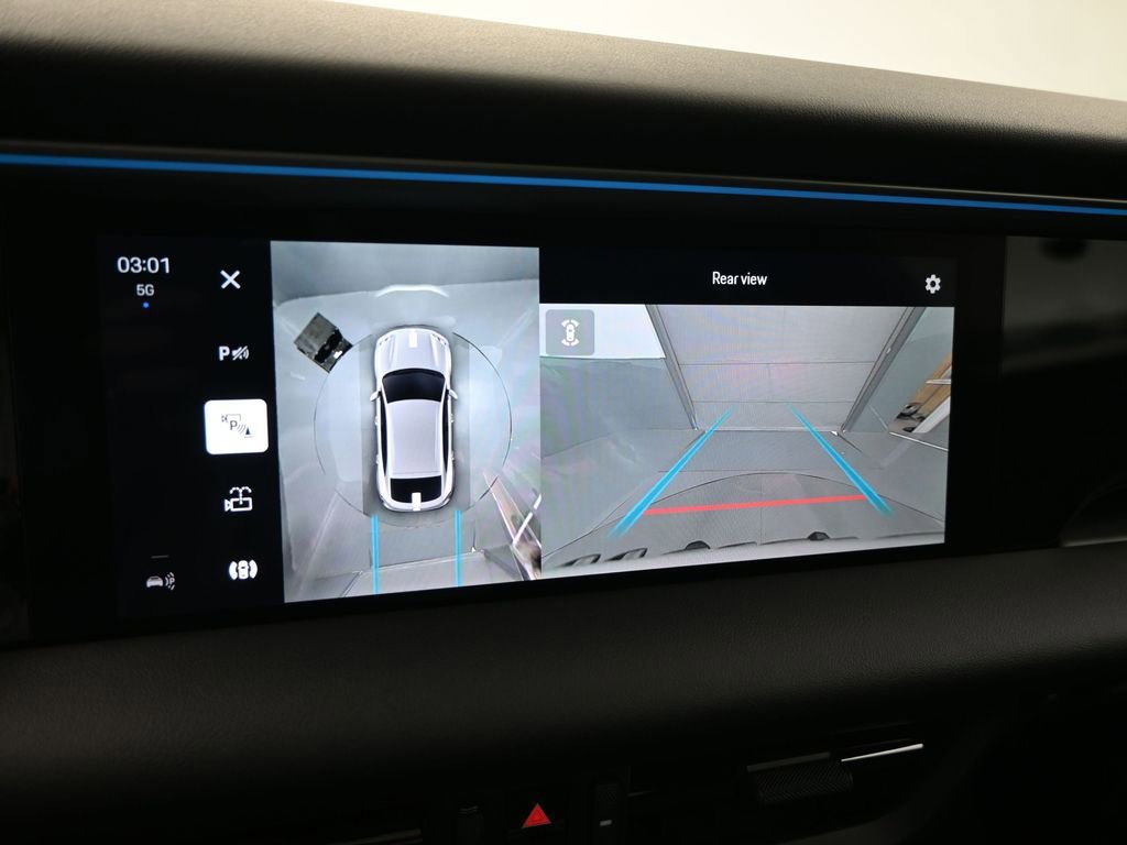 Used 2024 Porsche Macan 4 Electric w/ Premium Package image 23