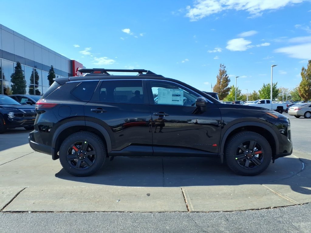 New 2027 Nissan Rogue SV AWD/4WD image 8