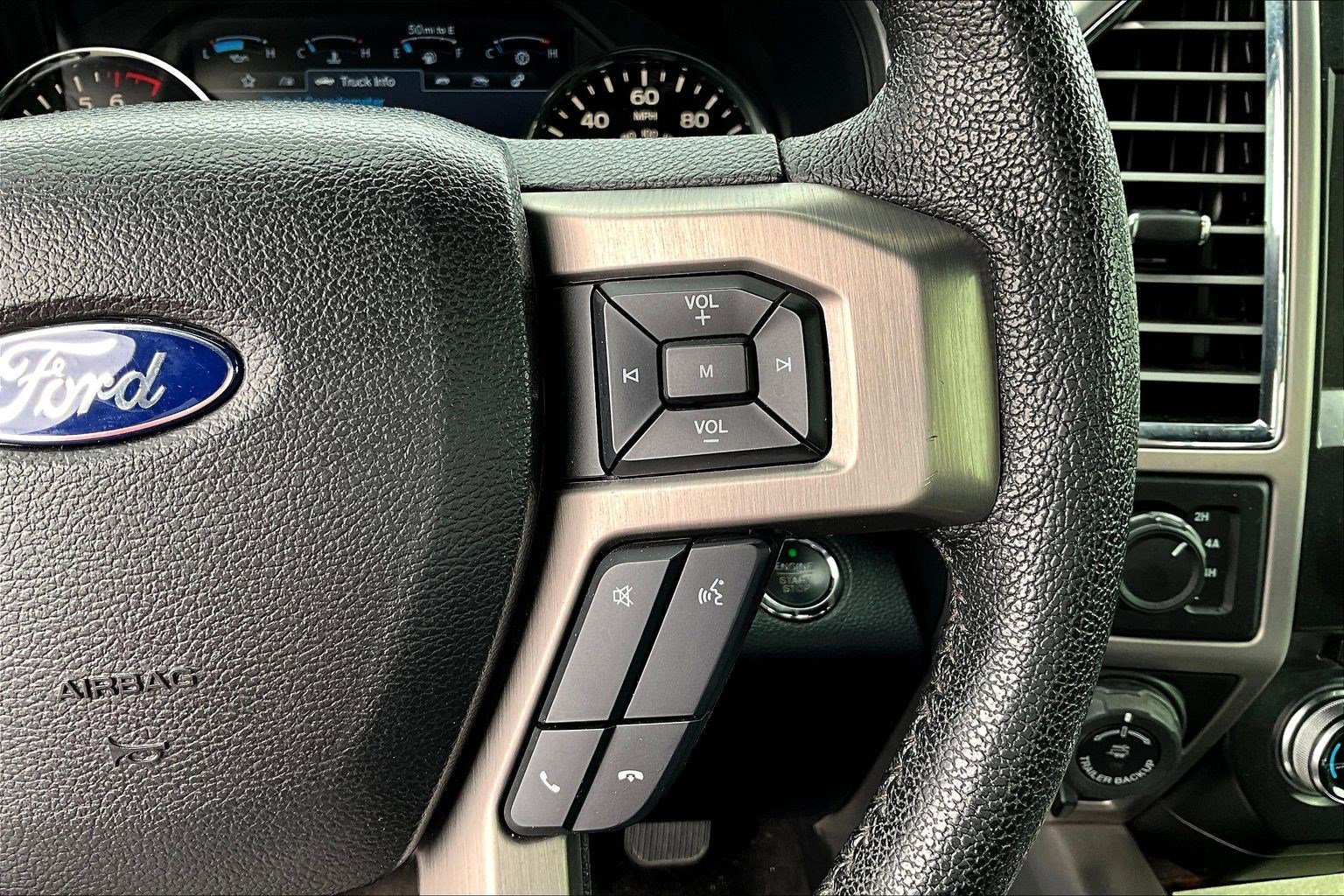 Used 2016 Ford F150 Platinum w/ Equipment Group 701A Luxury image 14