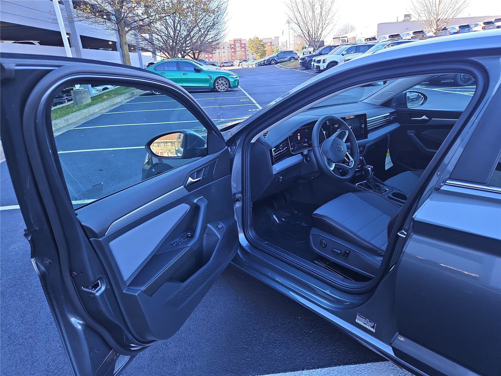 New 2026 Volkswagen Jetta SE image 11