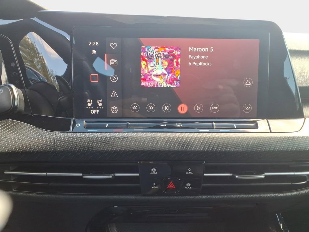 Used 2024 Volkswagen Golf R image 16