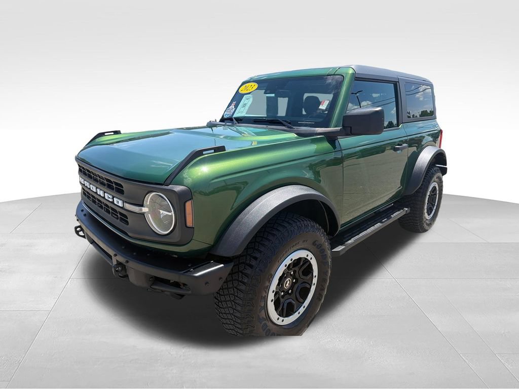 Used 2023 Ford Bronco Black Diamond w/ Sasquatch Package AWD/4WD image 3