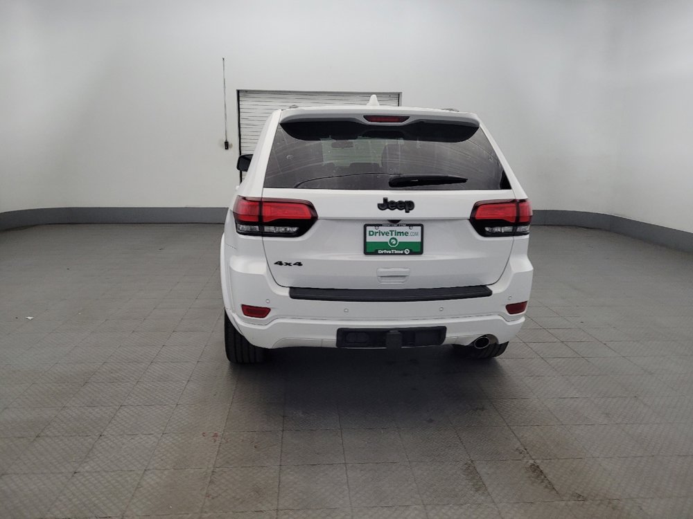 Used 2021 Jeep Grand Cherokee Laredo X image 6