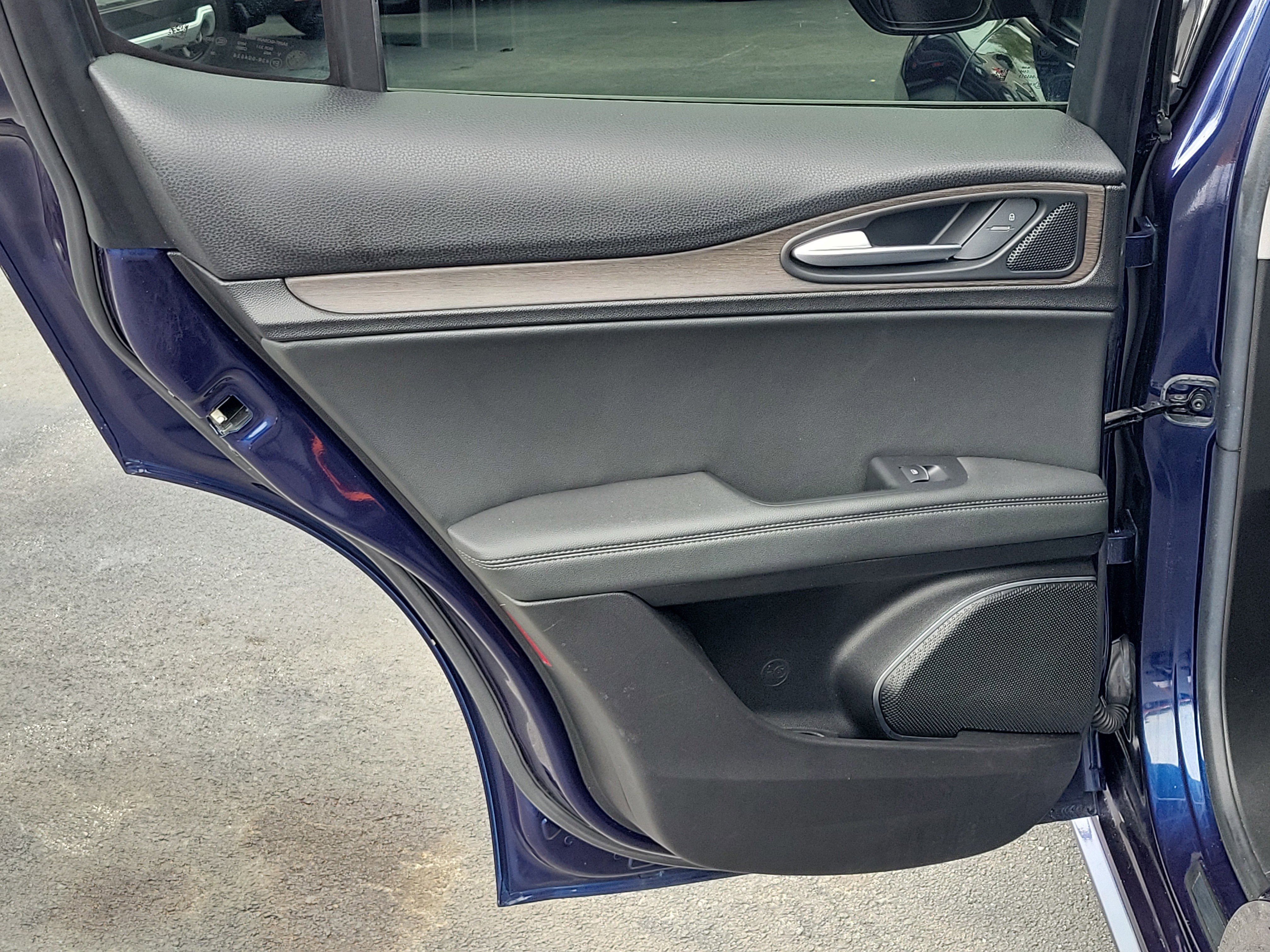 Used 2021 Alfa Romeo Stelvio Ti w/ Nero Edizione image 13