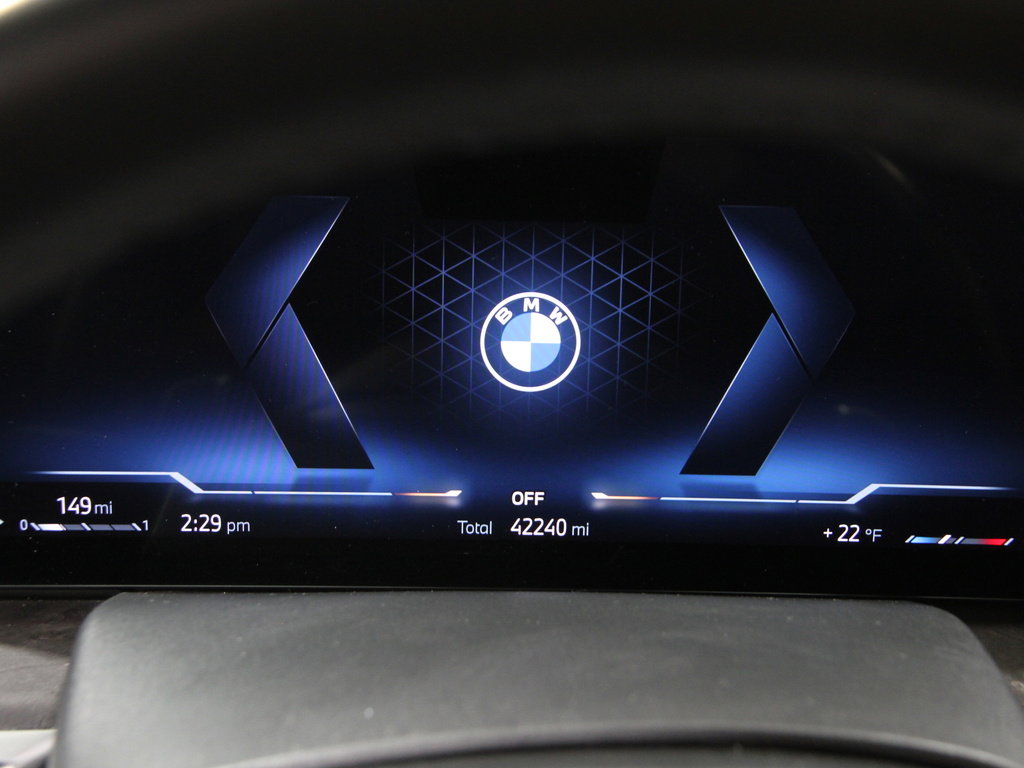 Certified 2024 BMW X7 xDrive40i w/ Executive Package image 8