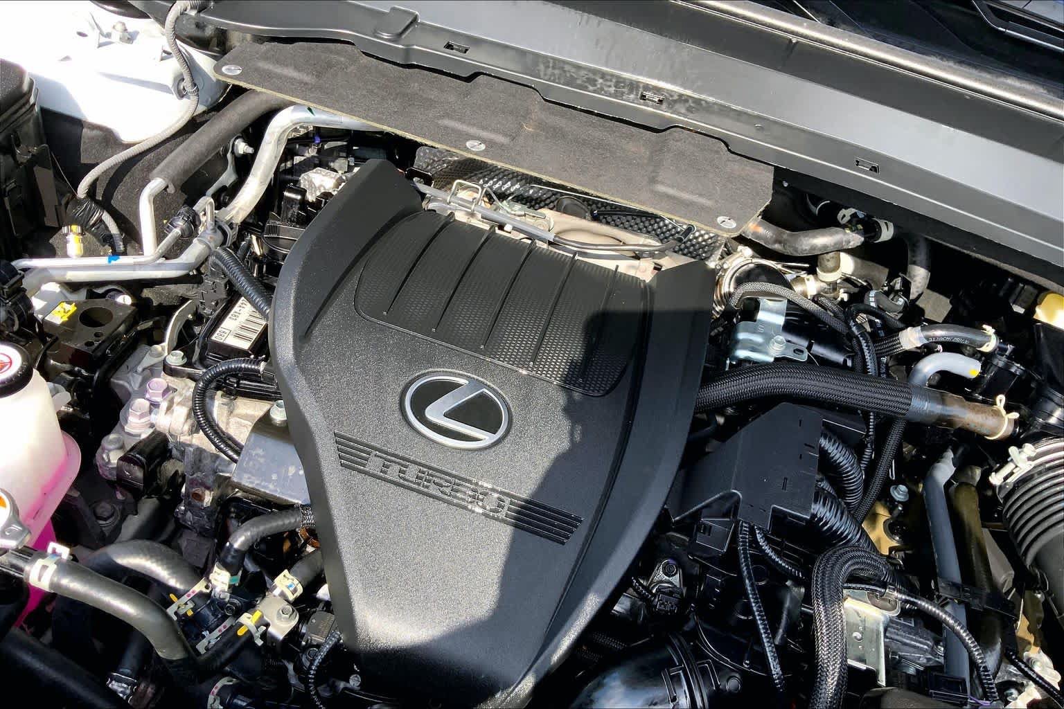 Certified 2025 Lexus TX 500h AWD w/ Technology Package image 33