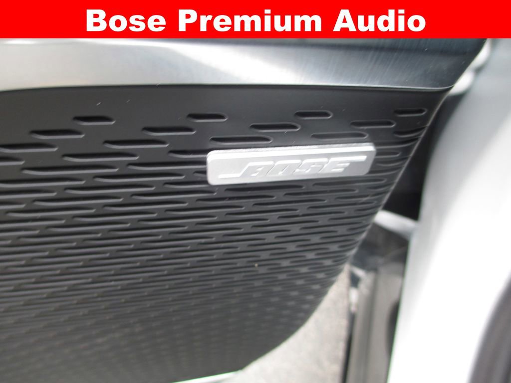 Used 2024 Chevrolet Traverse RS AWD/4WD image 21