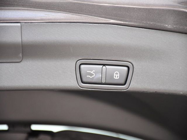 Used 2022 Alfa Romeo Stelvio Ti image 37