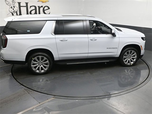 New 2026 Chevrolet Suburban Premier image 19