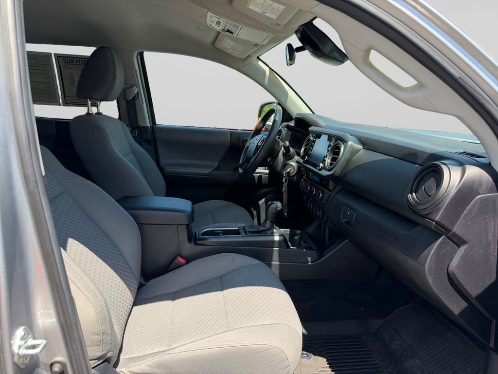 Used 2021 Toyota Tacoma SR AWD/4WD image 17