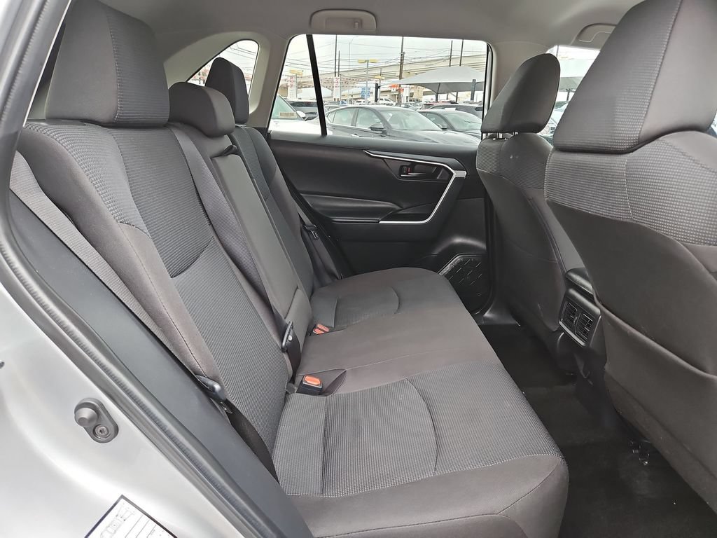 Used 2025 Toyota RAV4 LE FWD image 30