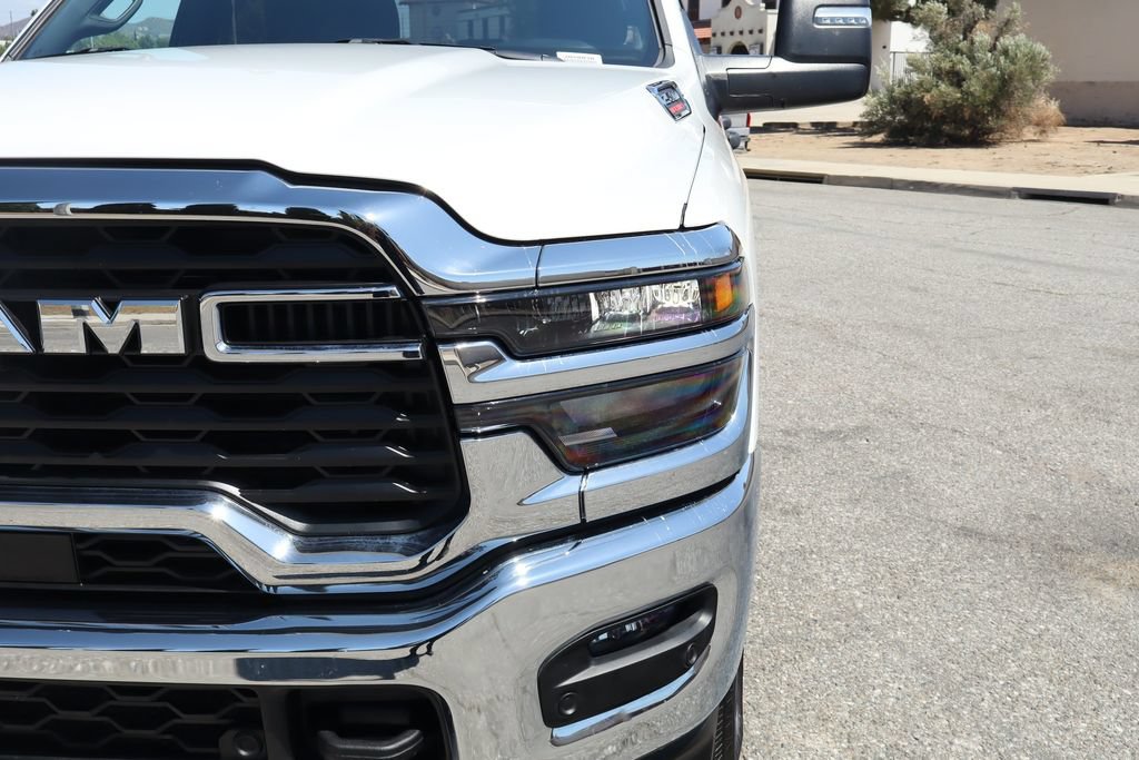 Used 2025 RAM 2500 Big Horn AWD/4WD image 8