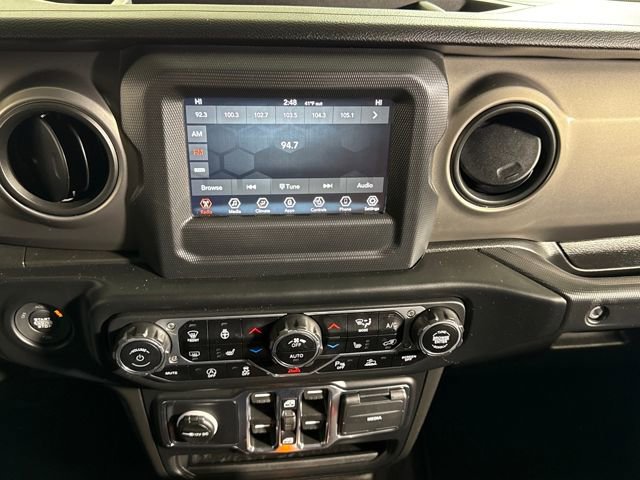 Used 2021 Jeep Wrangler Unlimited Sport image 19