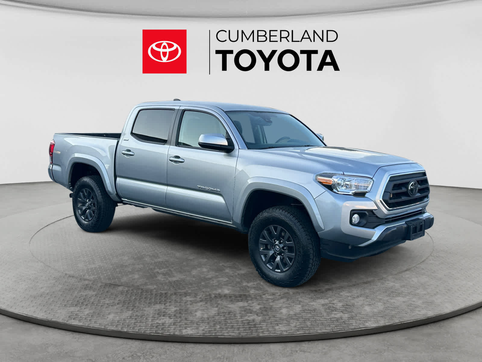 Used 2023 Toyota Tacoma SR5 AWD/4WD image 7