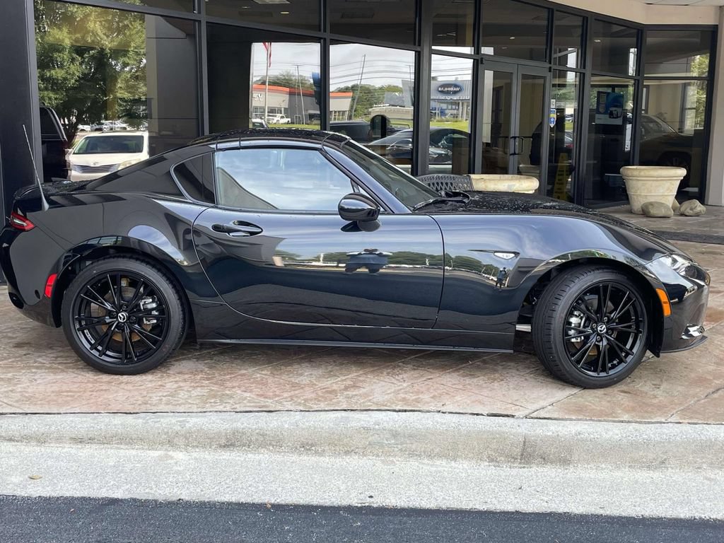 Used 2025 MAZDA MX-5 Miata RF Grand Touring RWD image 2