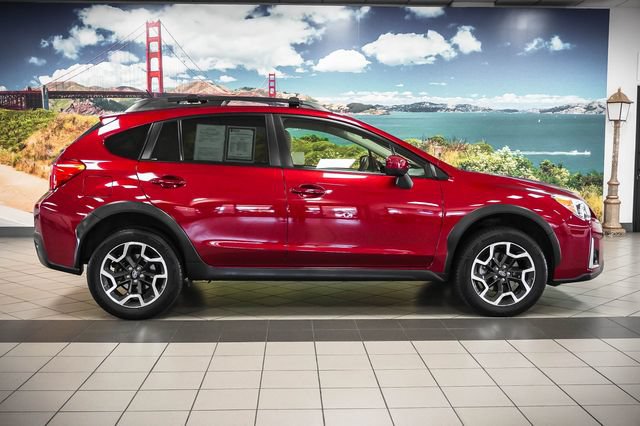 Used 2017 Subaru Crosstrek 2.0i Premium AWD/4WD image 5