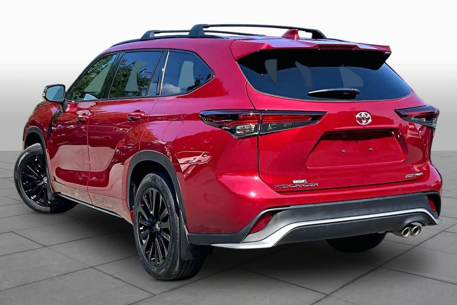 Certified 2026 Toyota Highlander XSE AWD/4WD image 12