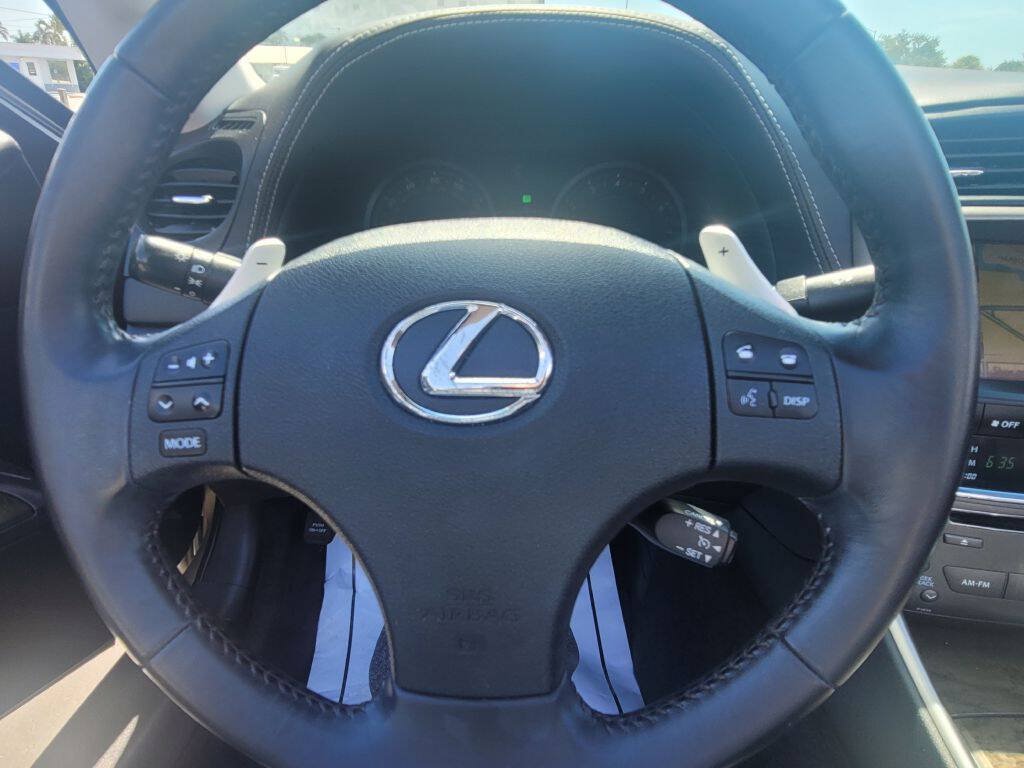 Used 2010 Lexus IS 250C RWD image 19