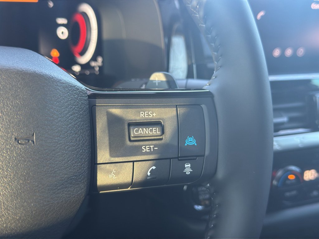 New 2026 Nissan Pathfinder Platinum image 21