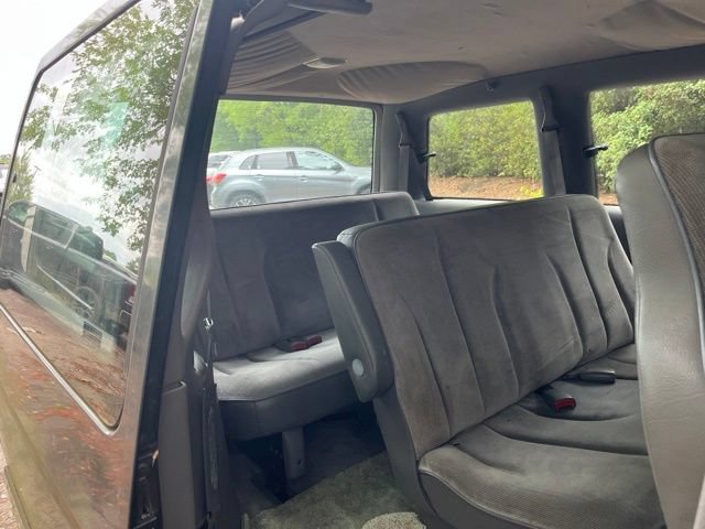 Used 1993 Dodge Caravan FWD image 22