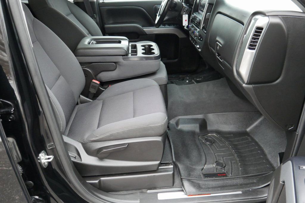 Used 2019 Chevrolet Silverado 1500 LT w/ All Star Edition image 19