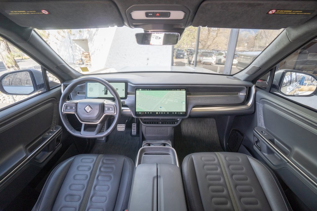 Used 2024 Rivian R1S Adventure image 15