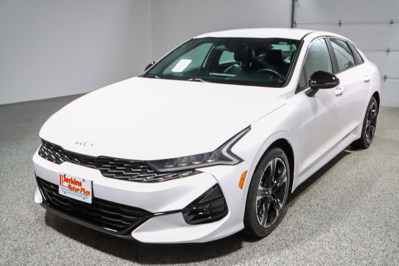 Used 2023 Kia K5 GT-Line image 29