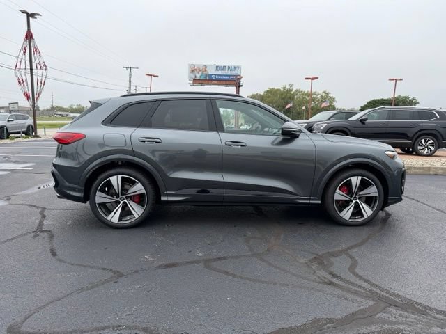 New 2026 Audi SQ5 Premium Plus AWD/4WD image 10
