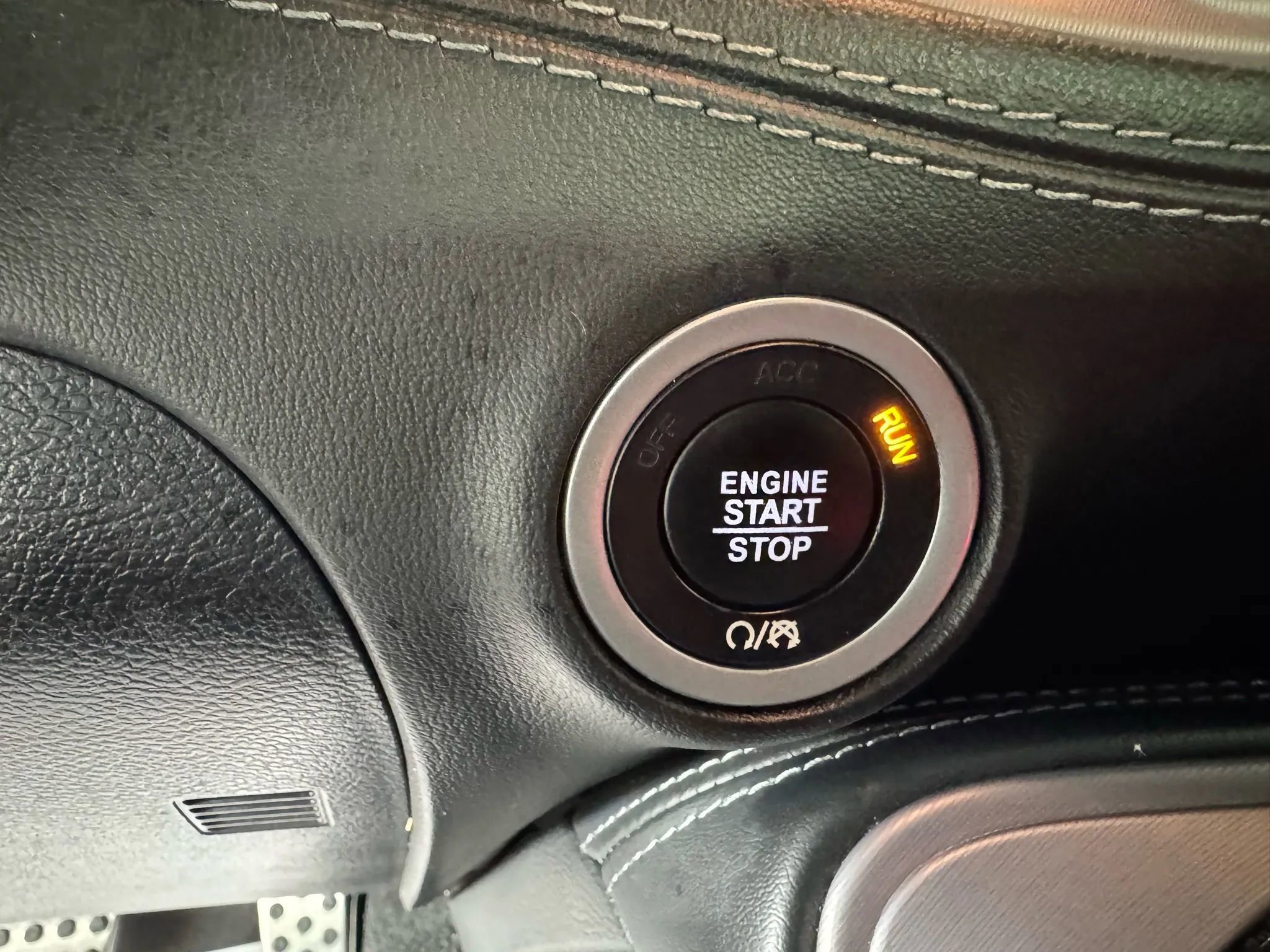 Used 2023 Dodge Challenger SXT w/ Plus Package image 18