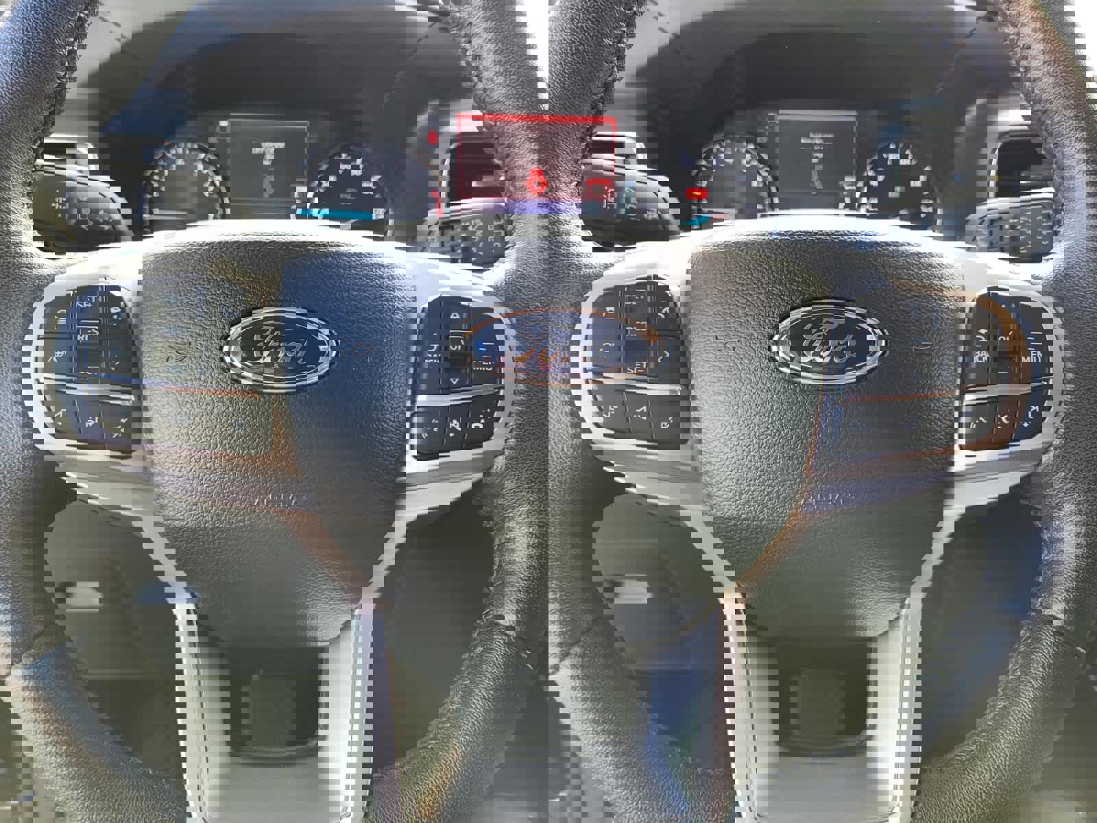 Used 2023 Ford Explorer XLT w/ Equipment Group 202A image 19