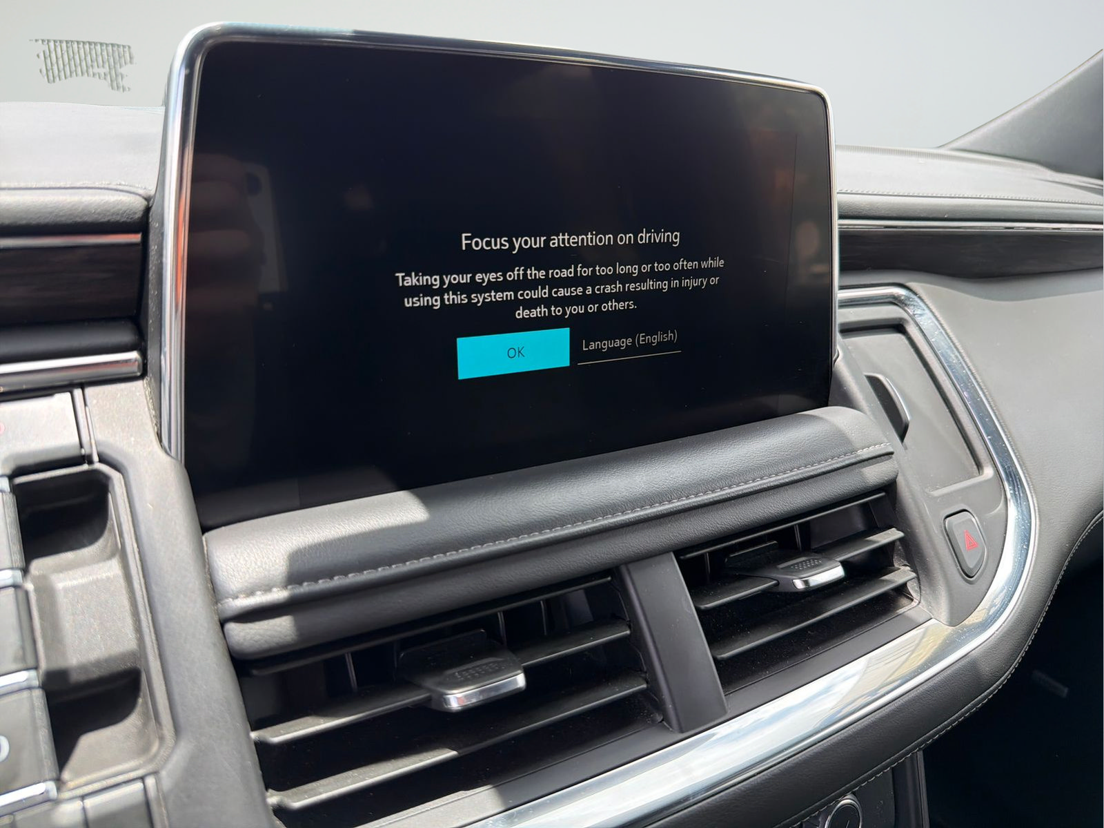 Used 2024 Chevrolet Tahoe LT AWD/4WD image 21