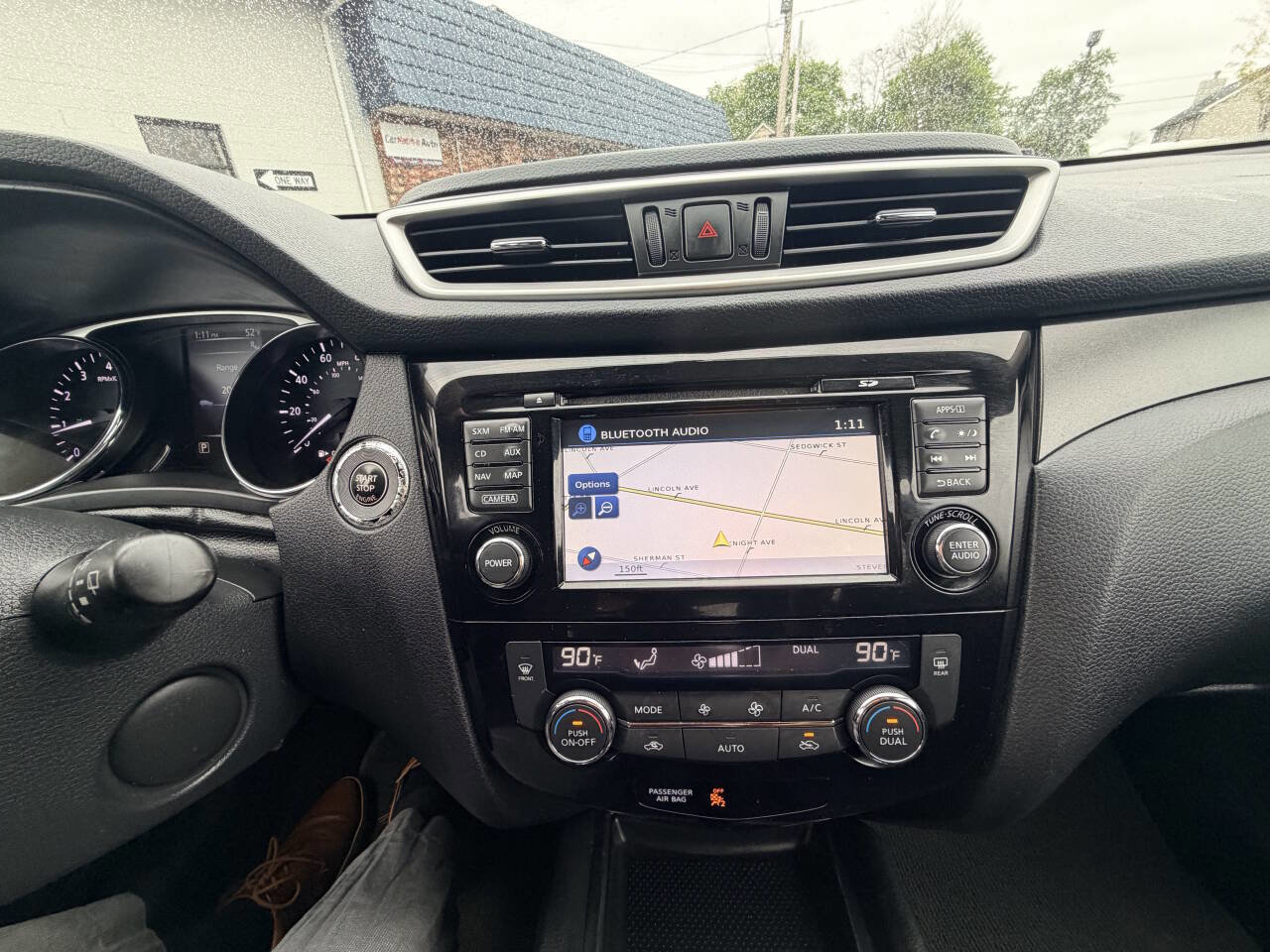 Used 2014 Nissan Rogue SV w/ SV Premium Package AWD/4WD image 8