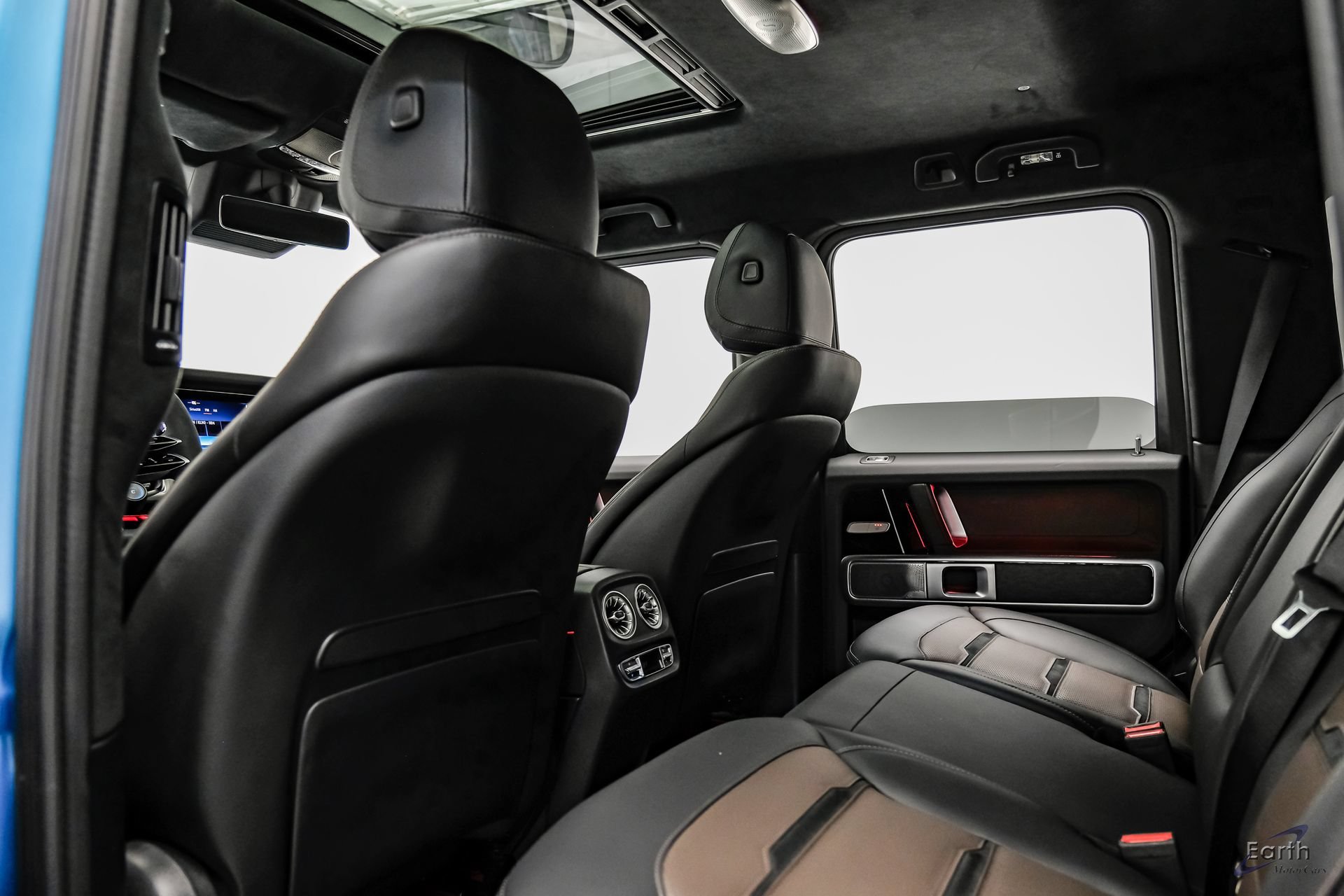Used 2025 Mercedes-Benz G 63 AMG 4MATIC w/ Night Package Magno image 86