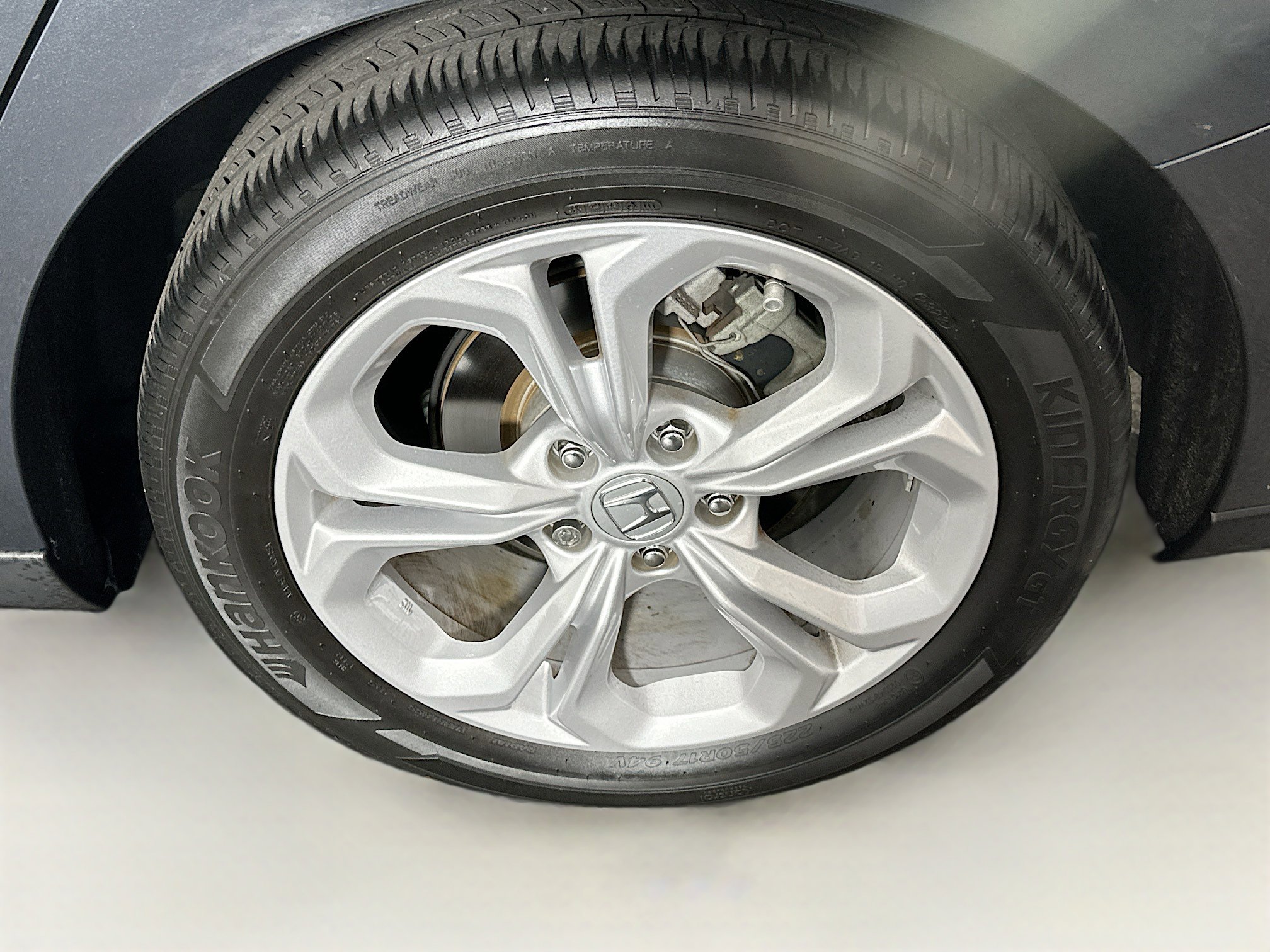 Used 2023 Honda Accord LX image 11