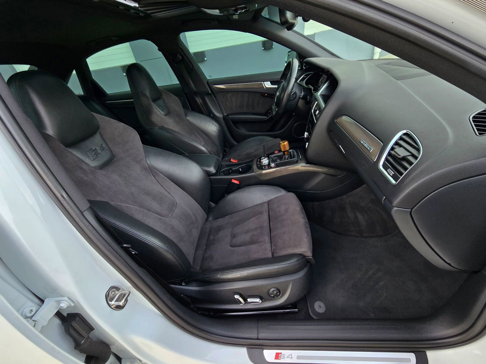 Used 2015 Audi S4 Premium Plus w/ Technology Package image 19