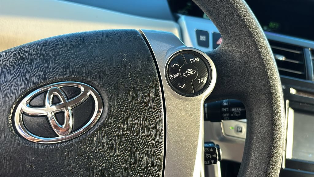Used 2014 Toyota Prius V Three FWD image 16