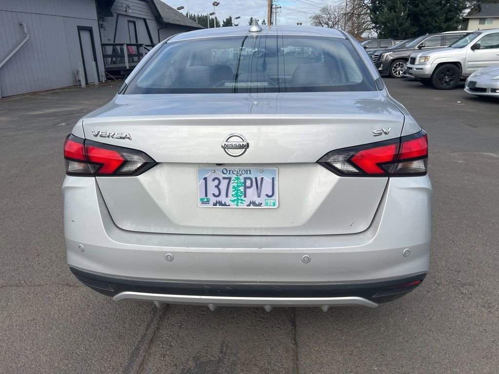 Used 2021 Nissan Versa SV image 5