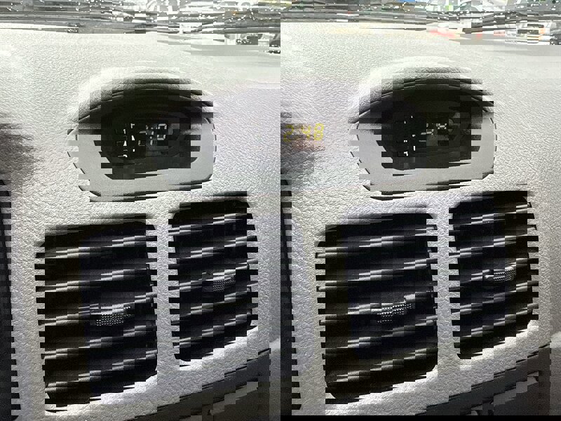 Used 2005 Kia Rio Sedan image 33