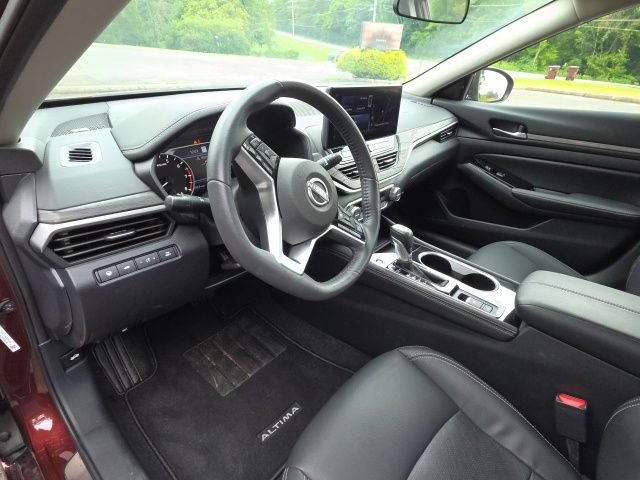 Used 2025 Nissan Altima 2.5 SL FWD image 15