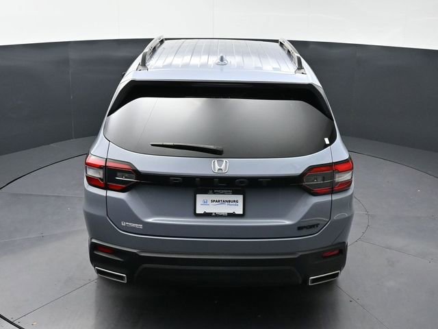 Used 2023 Honda Pilot Sport image 15
